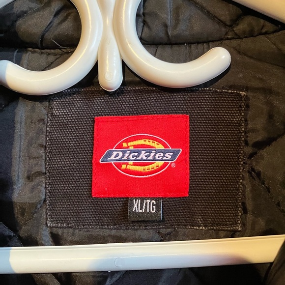 Dickies Men's Black Hooded Jacket - Picture 3 of 3